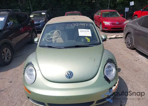 2008 Volkswagen New Beetle S из США, поврежденный, VIN 3VWPF31Y08M401606